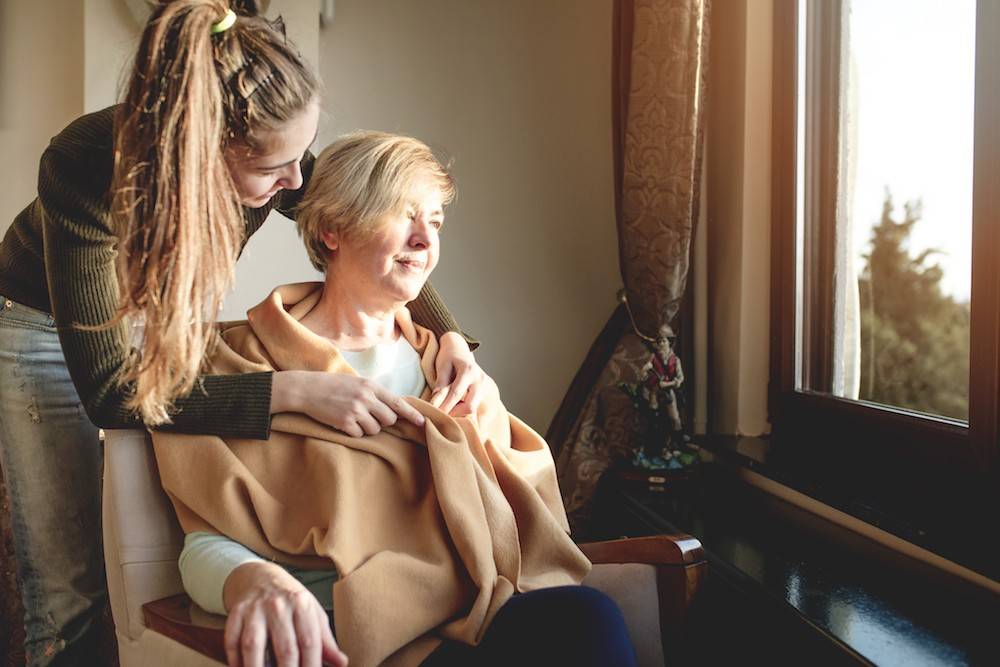 Errures, oubli, sautes d’humeur : reconnaître les symptômes de la maladie d’Alzheimer